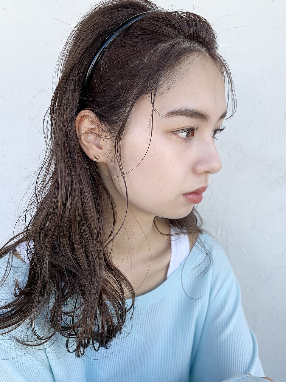 雨の日におすすめの髪型は 崩れにくいヘアのポイントと参考スタイル ホットペッパービューティーマガジン