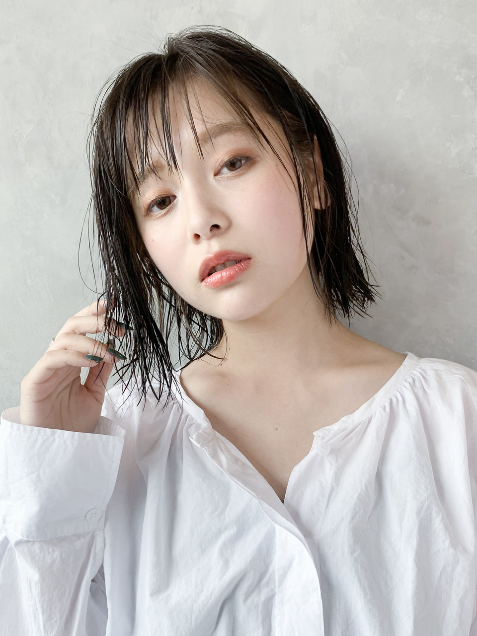 21年 暑い夏にしたい 爽やかミディアムスタイル ヘアアレンジ ホットペッパービューティーマガジン 21年 暑い夏にしたい 爽やかミディアムスタイル ヘアアレンジ ホットペッパービューティーマガジン