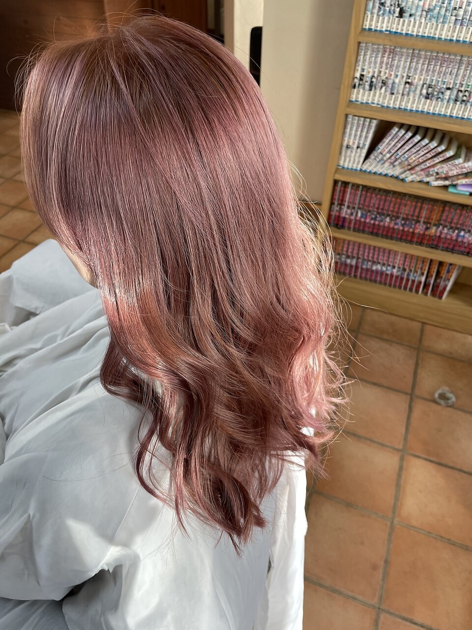 アッシュってどんな髪色 透明感を作るヘアカラースタイル集 ホットペッパービューティーマガジン