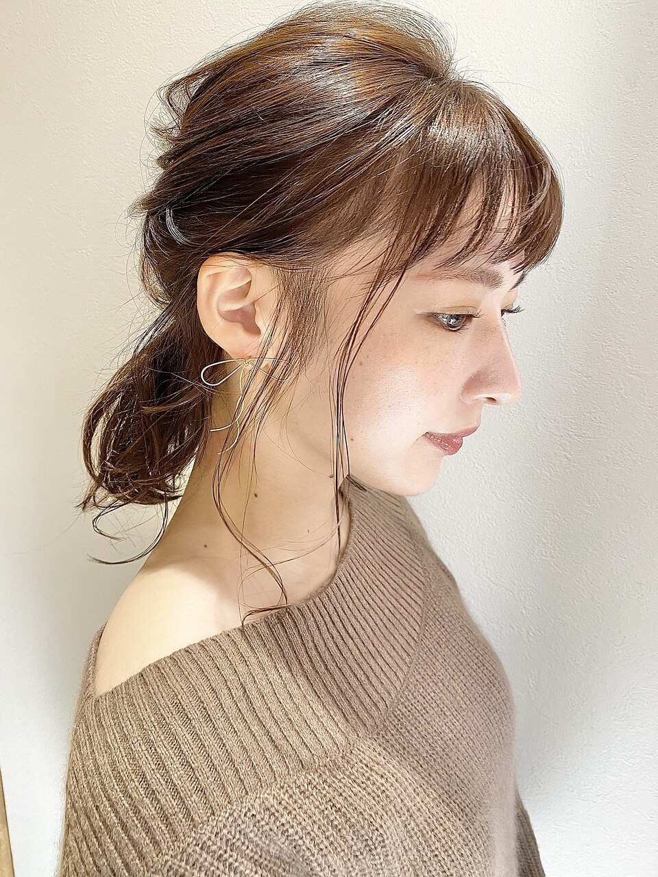 お出かけ前のローポニーカジュアルアレンジ