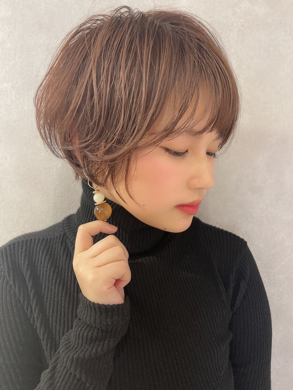 【AMANI.表参道】耳掛けひし形クールショート20代30代40代