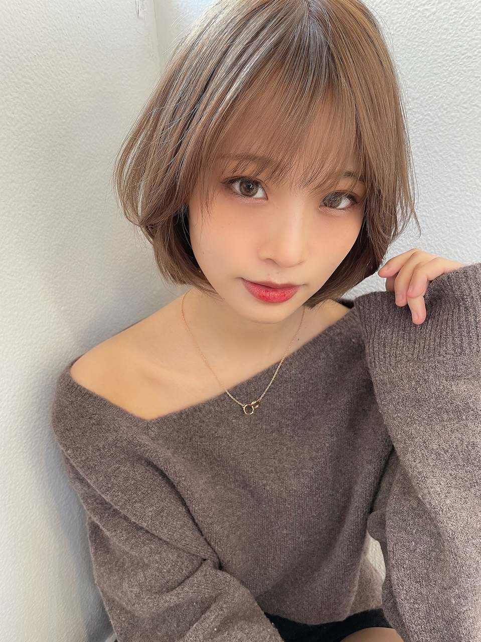 小顔効果のひし形ショートミディ