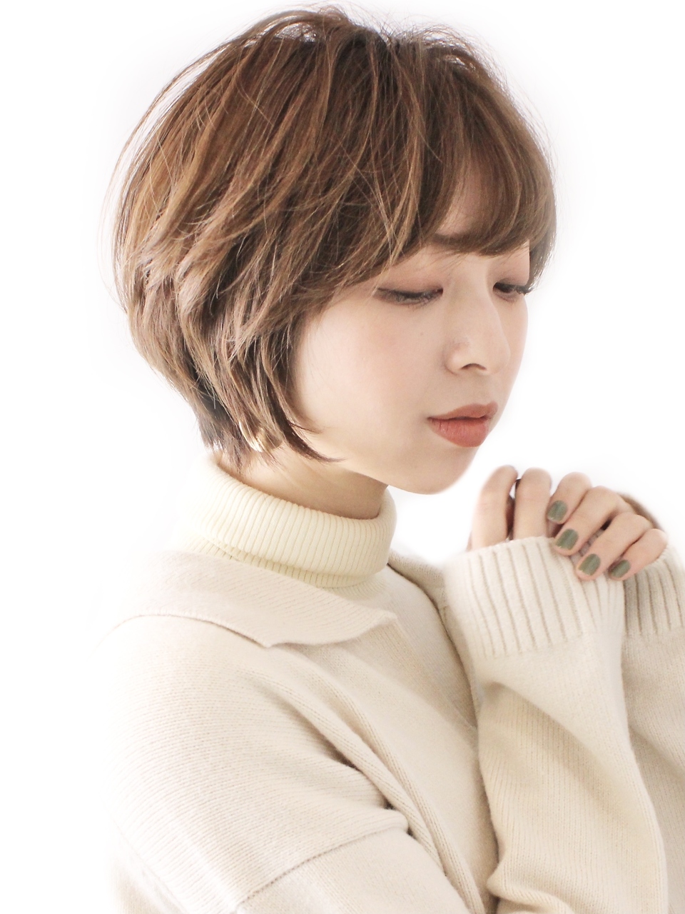 大人レイヤーショート／くびれヘア／30代40代