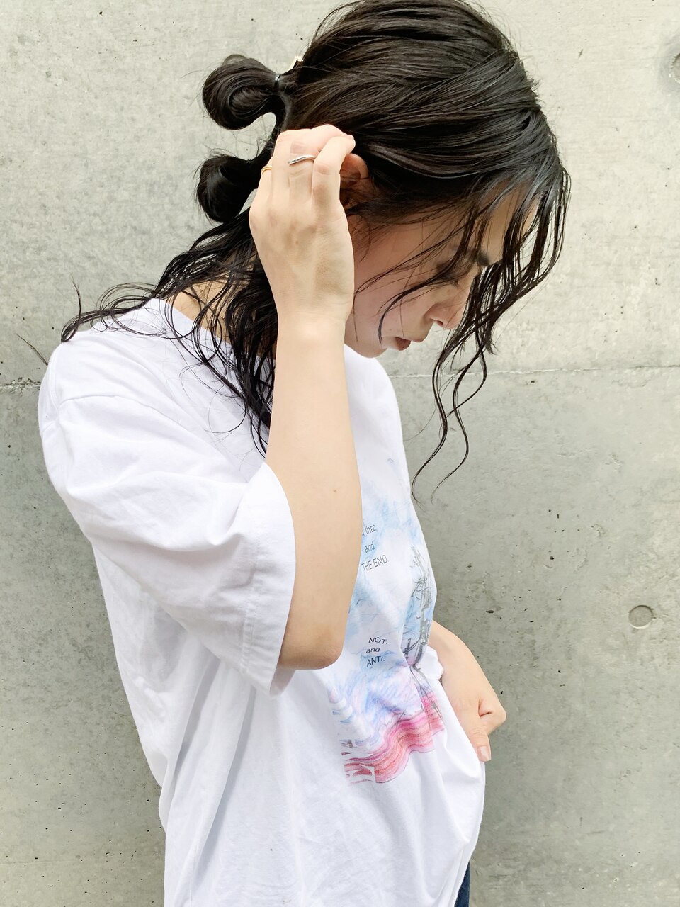 お団子ヘアの作り方講座 イラストで学ぶ簡単アレンジとスタイルバリエーション ホットペッパービューティーマガジン