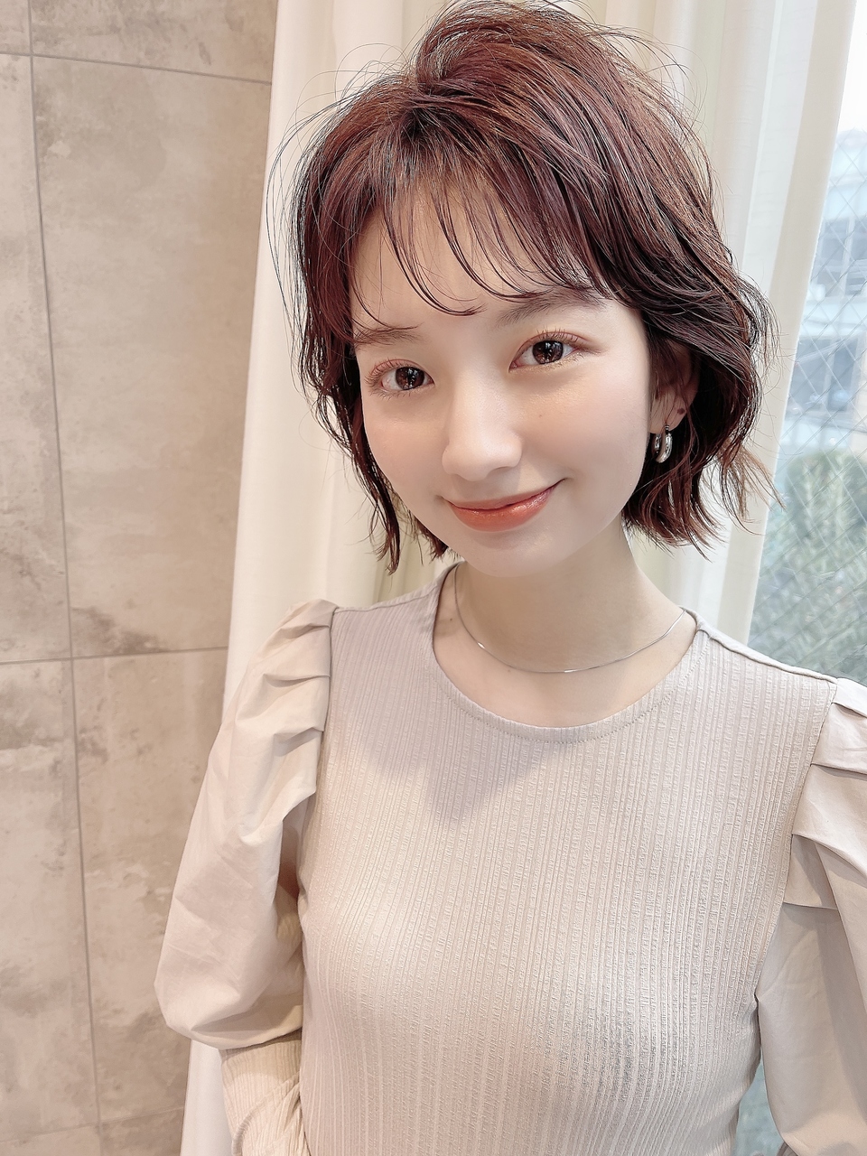 大人かわいい韓国風ムルギョルボブにピンクカラーヨシンモリ