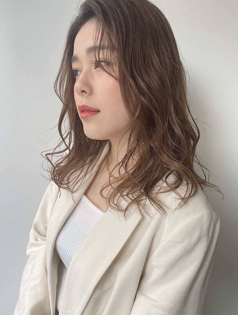 大人のセミディ　かきあげバング　ナチュラルベージュ