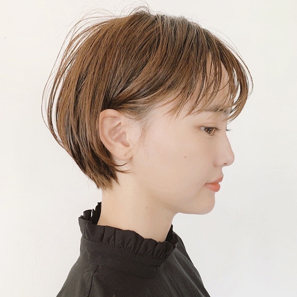 【Gigi】外ハネボブ セクションカラー ペールベージュ