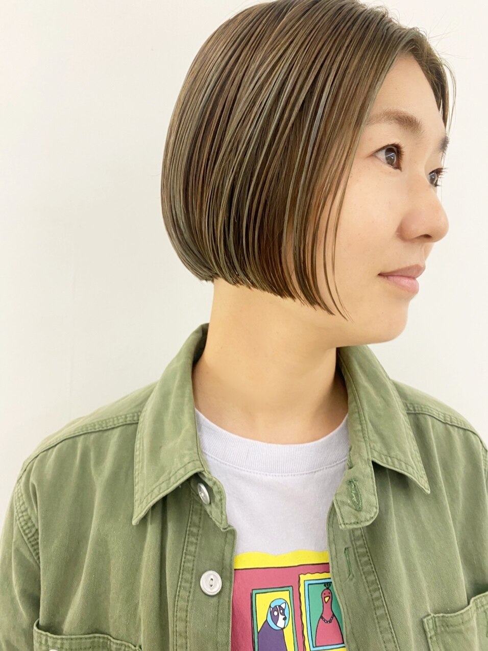 グリーンアッシュ×ぱっつんボブ