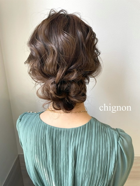 ロングさん向け簡単ヘアアレンジカタログ まとめ髪 アップ ダウンなどアレンジ別スタイルを特集 ホットペッパービューティーマガジン
