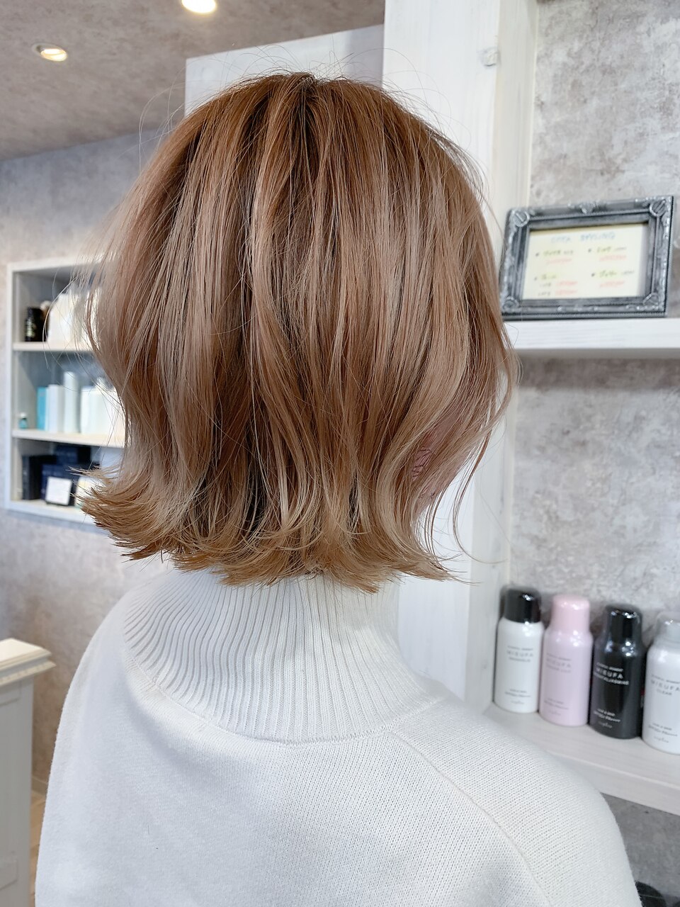 福山市美容室Caary人気 ぱっつんボブくびれ外ハネヘア
