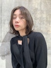 エアリーミディ黒髪ダークアッシュ小顔カットくびれヘア