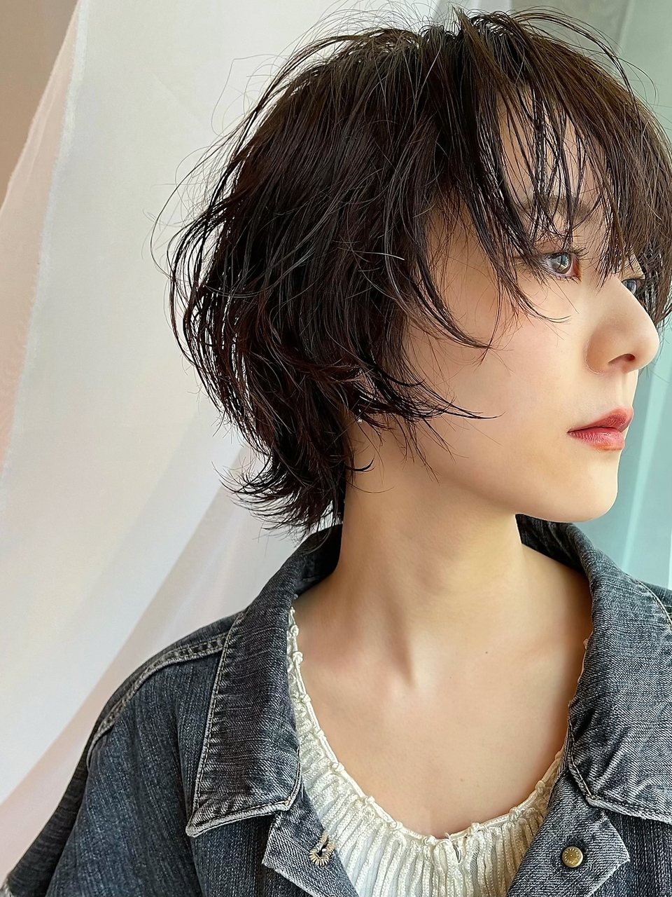 ショートヘアはセットでもっと可愛く 手軽にできるセットスタイルやシーン別おすすめアレンジを紹介 ホットペッパービューティーマガジン