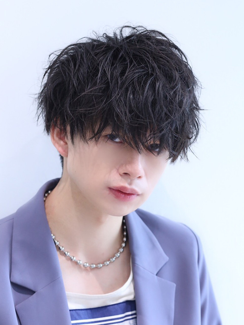 21年夏 男性はツイストパーマで おしゃれに決めよう 毎朝のセットも簡単に ホットペッパービューティーマガジン
