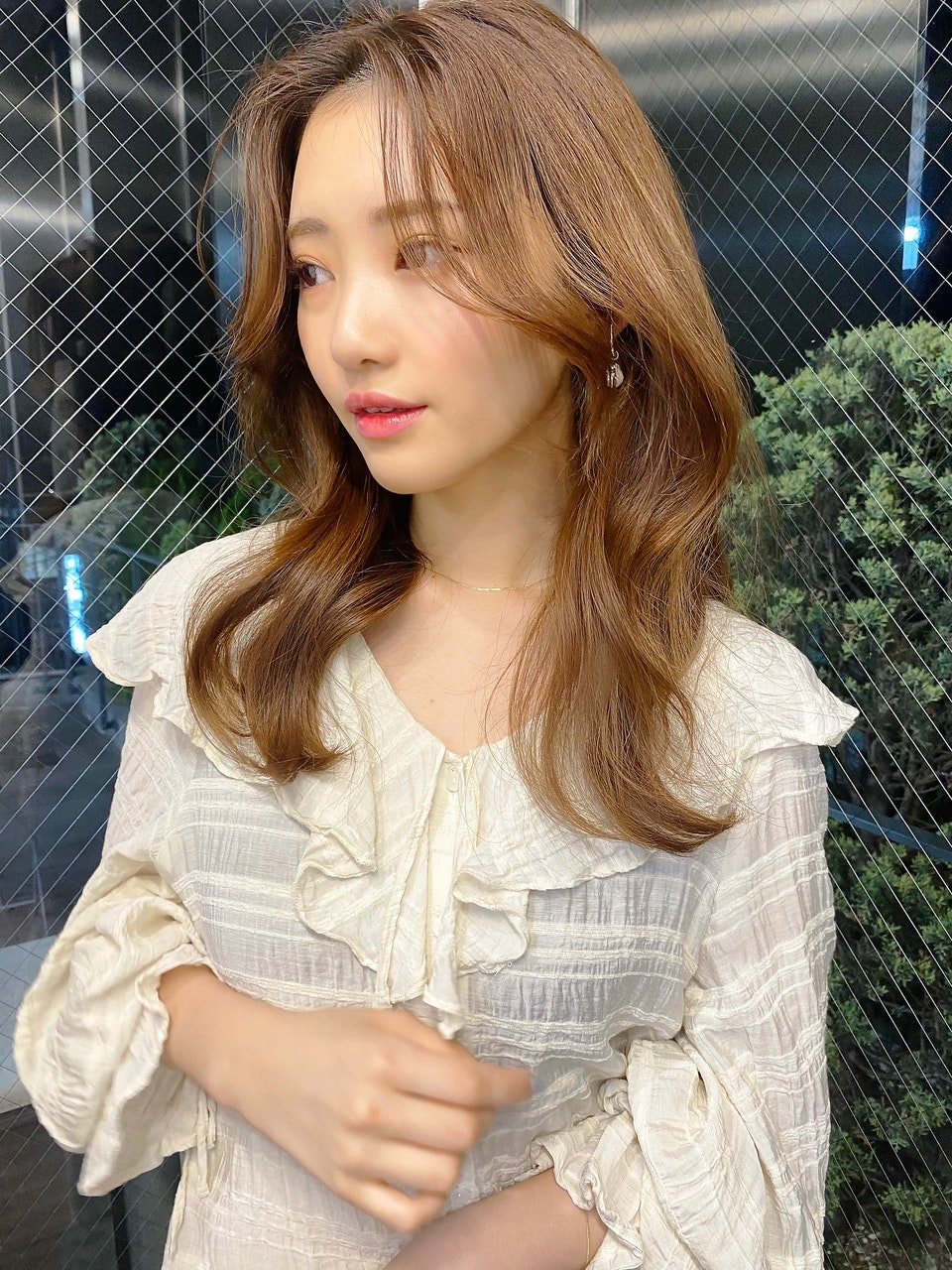 ヨシンモリでつくる女神ヘア 韓国風巻き髪 の取り入れ方 おすすめスタイル ホットペッパービューティーマガジン ヨシンモリでつくる女神ヘア 韓国風巻き髪 の取り入れ方 おすすめスタイル ホットペッパービューティーマガジン