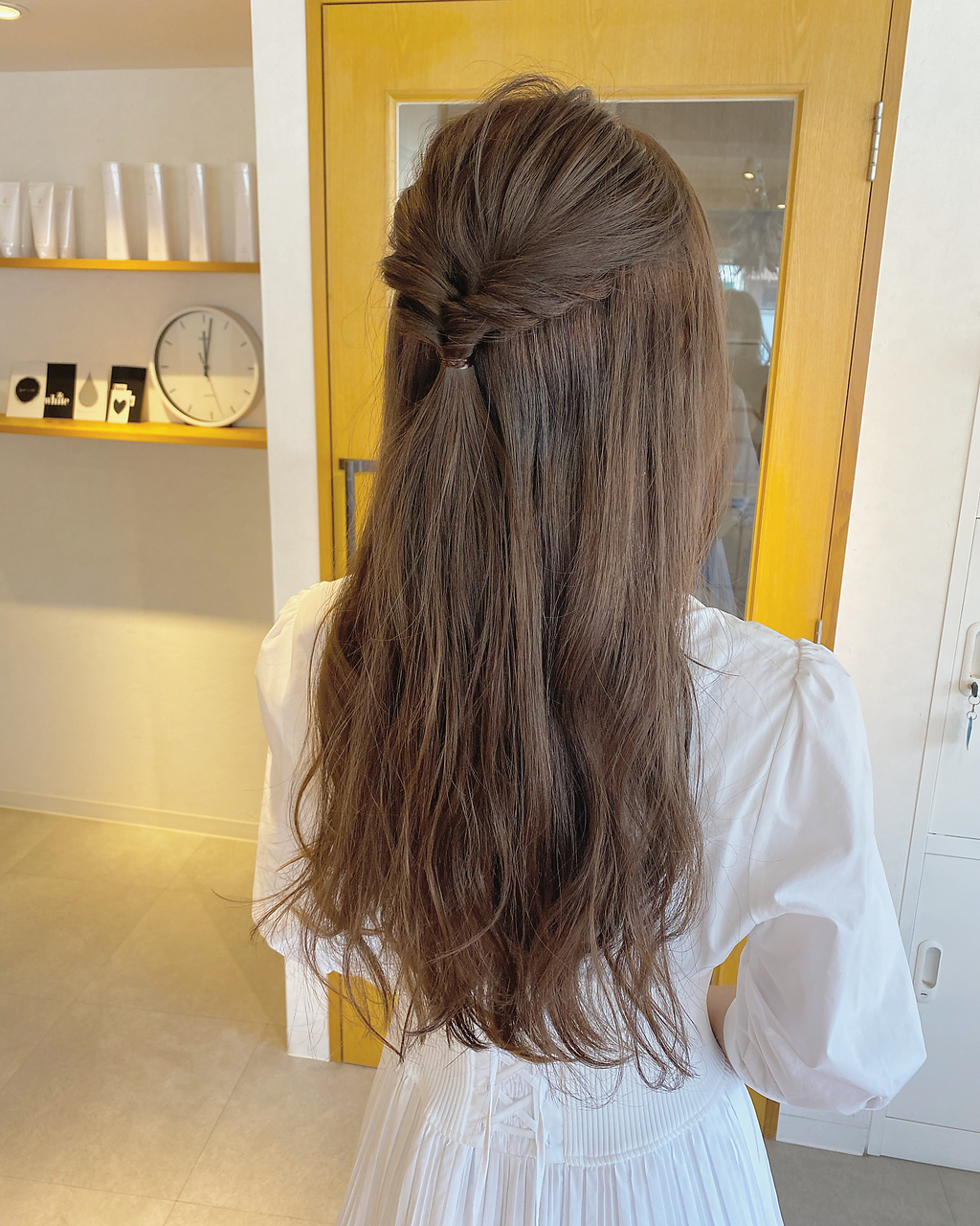 21年夏 帽子に合わせてヘアアレンジ 脱いでも被ってもかわいいおすすめスタイル特集 ホットペッパービューティーマガジン