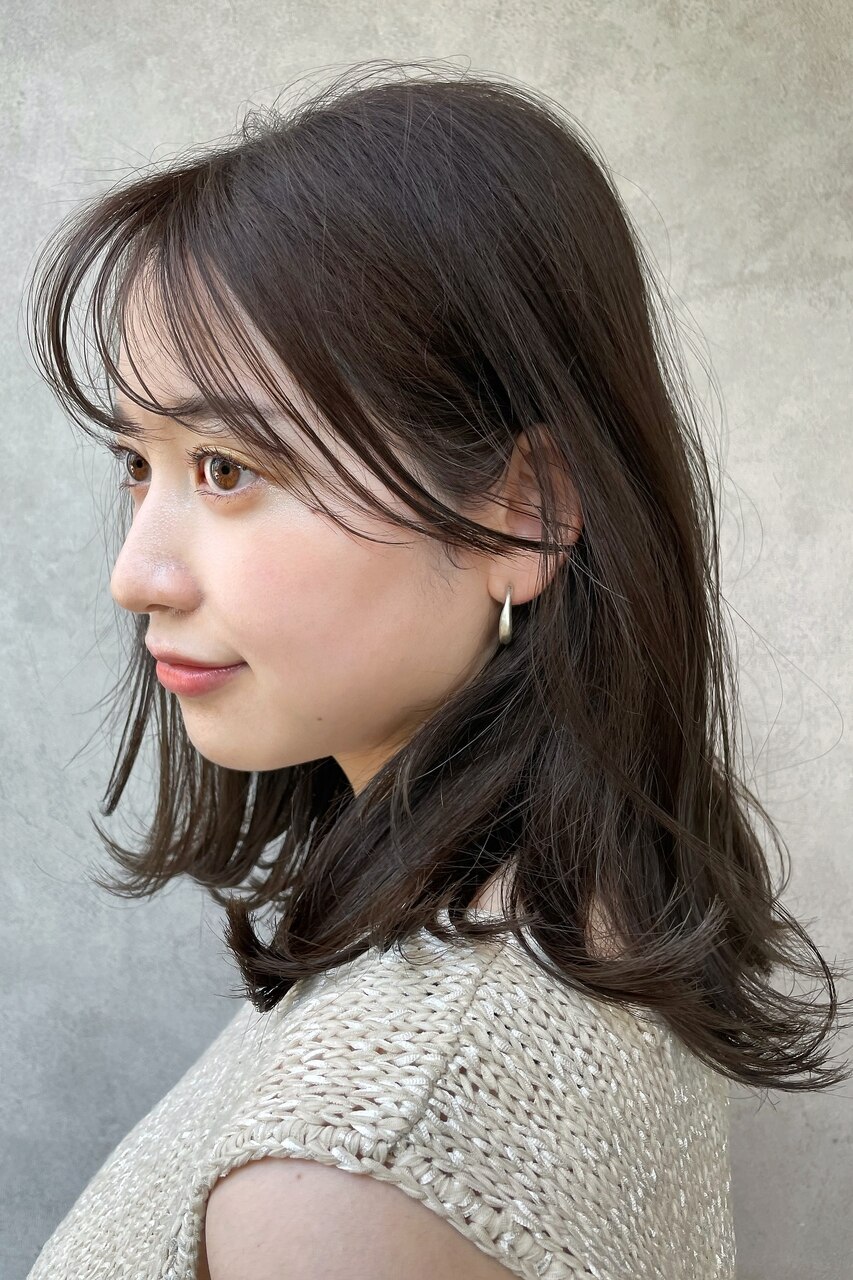 22最新 似合うロブを探そう 顔型別 スタイル別おすすめスタイル 簡単アレンジ集 ホットペッパービューティーマガジン