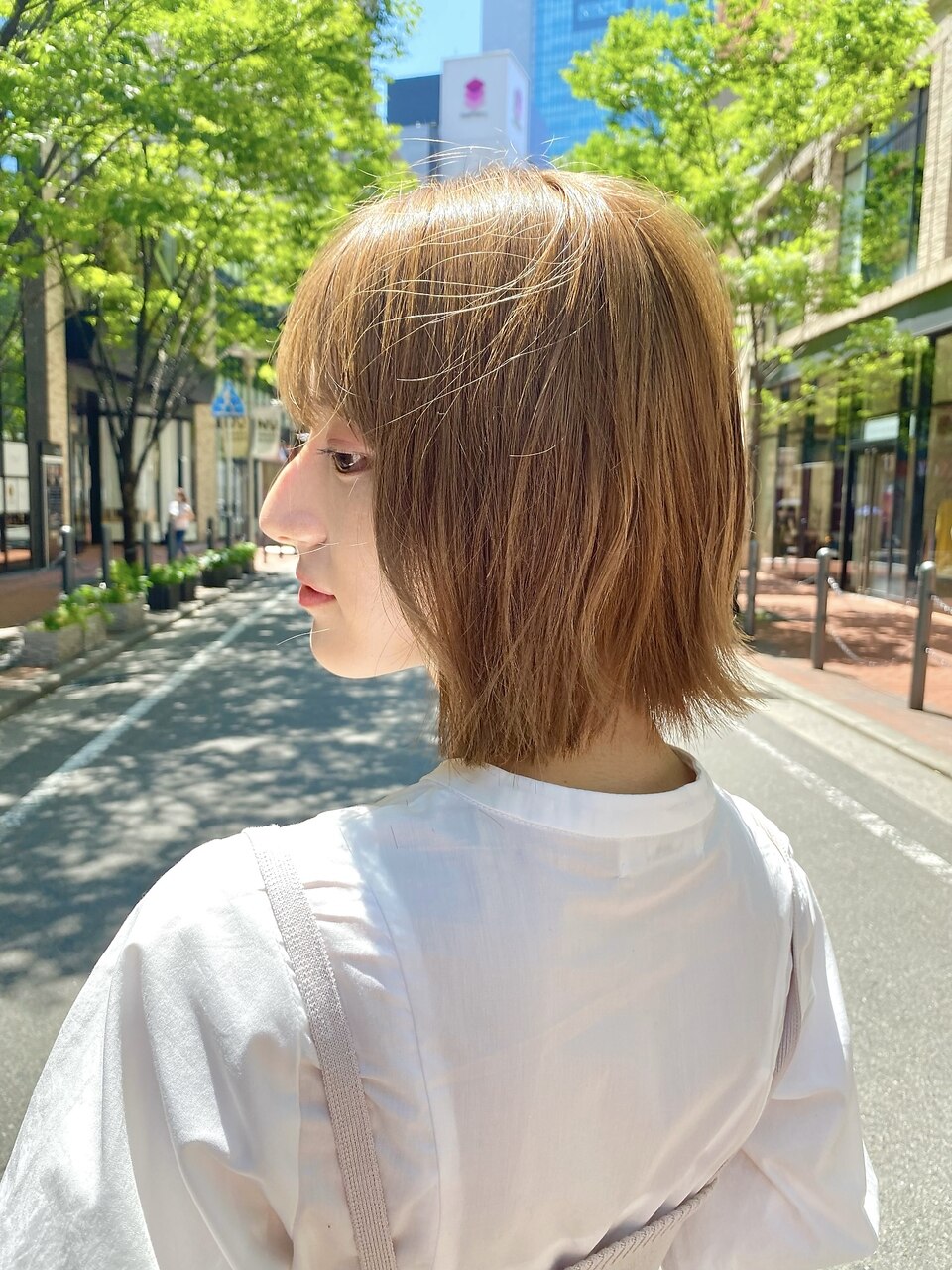 透明感ブリーチ切りっぱなしx トレンド外ハネボブ@小原拓馬