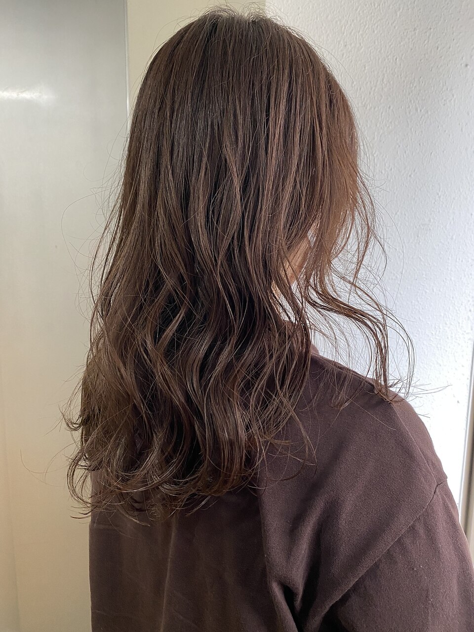 ブリーチなしのヘアカラーガイド 22年秋冬のおすすめはこの7大カラー ホットペッパービューティーマガジン