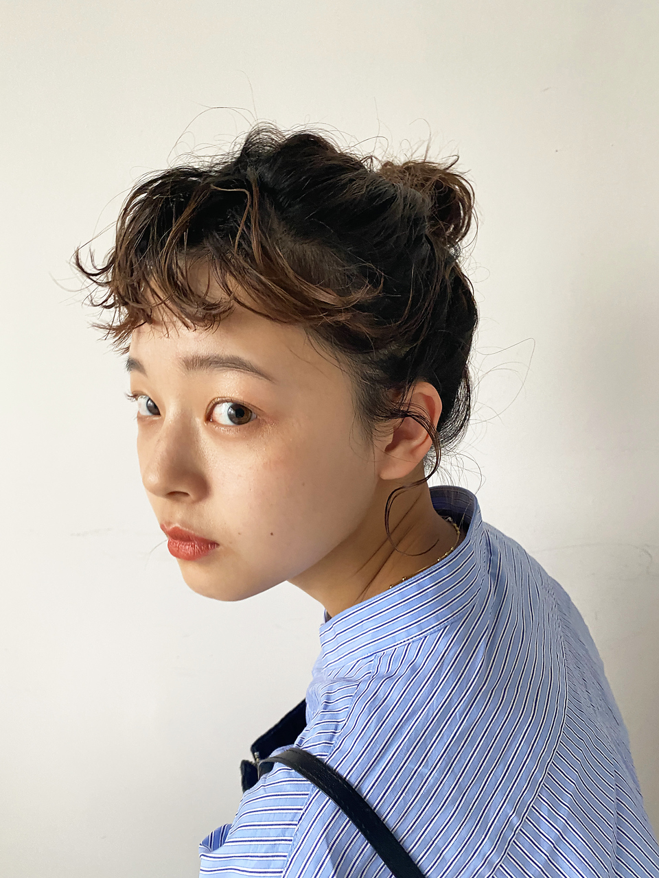 お団子ヘアの作り方講座 イラストで学ぶ簡単アレンジとスタイルバリエーション ホットペッパービューティーマガジン