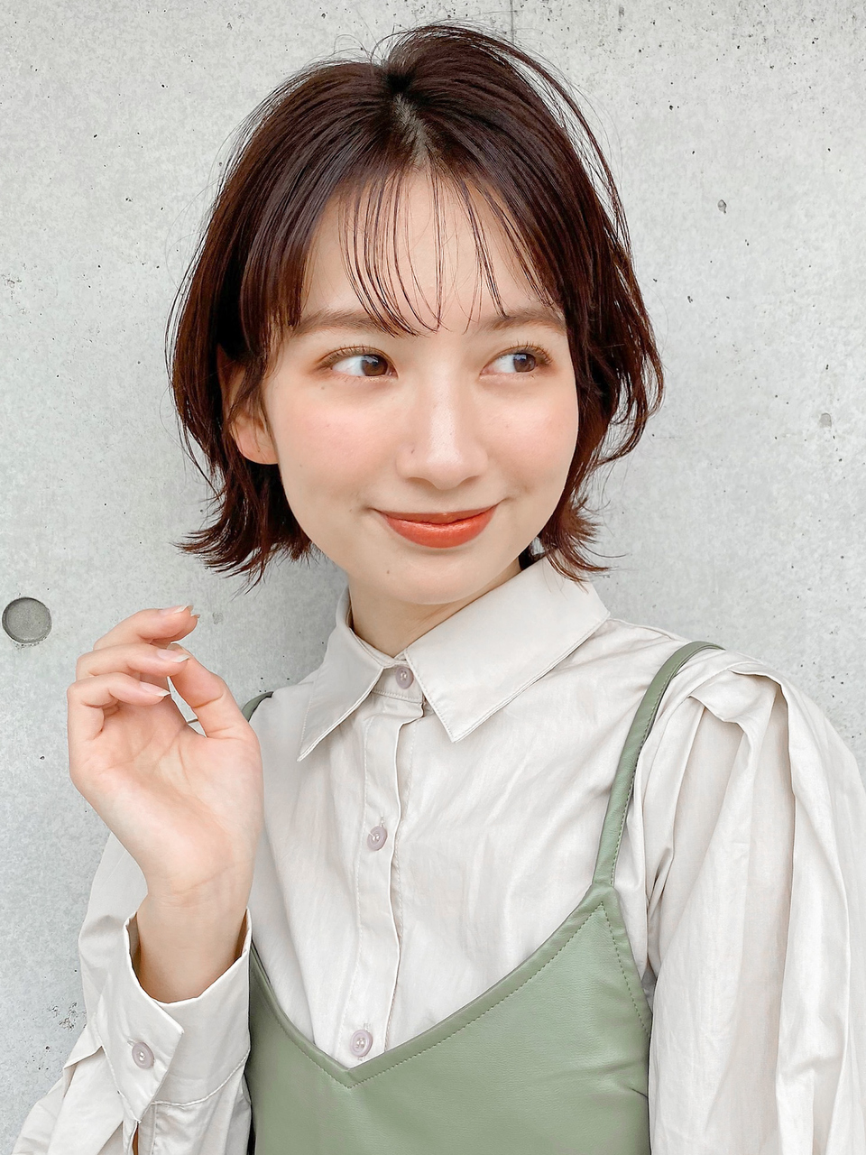 小顔前髪Aラインボブイヤリングカラーかきあげマロンベージュ♪