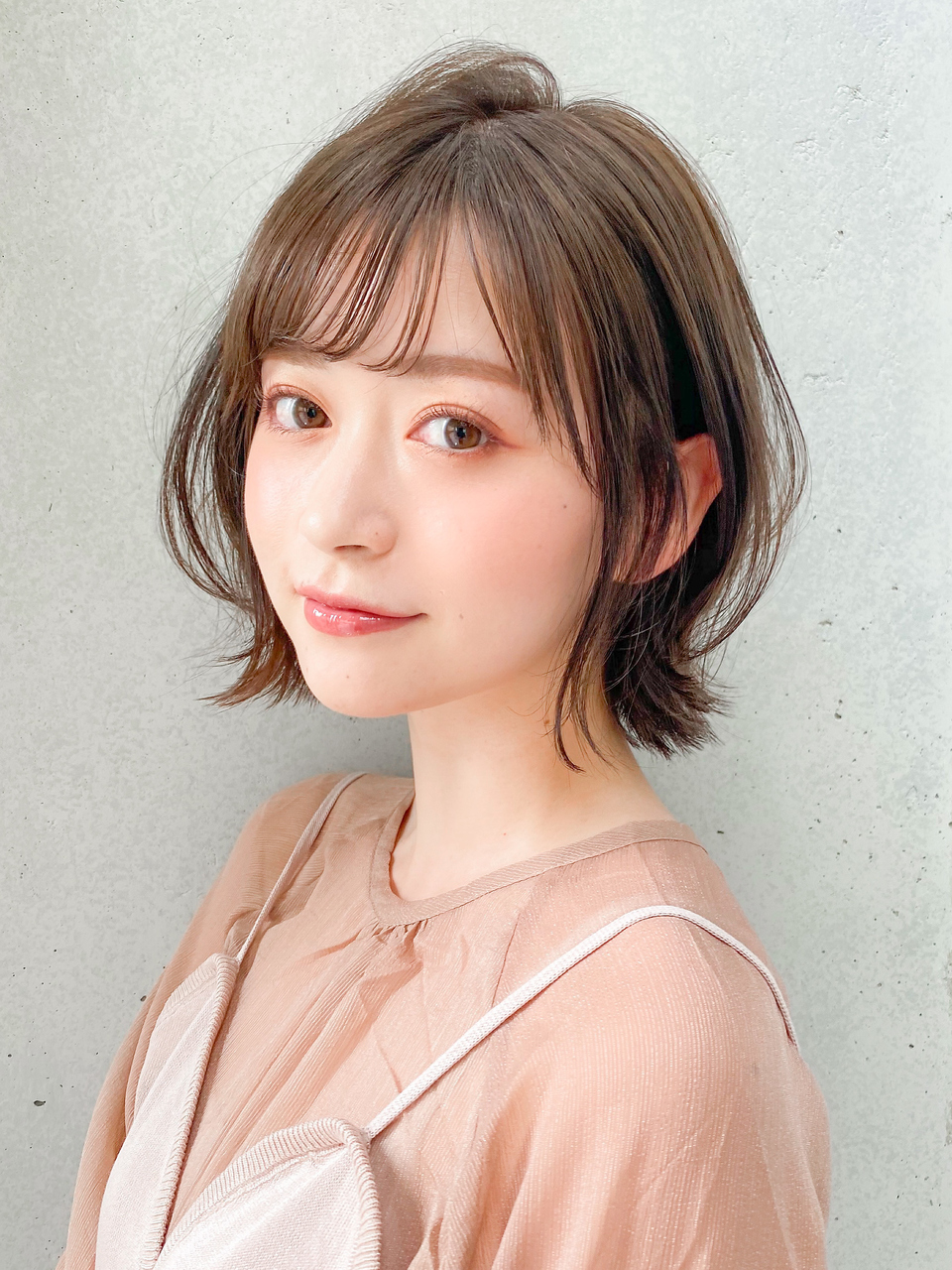 小顔前髪Aラインボブイヤリングカラーかきあげマロンベージュ♪