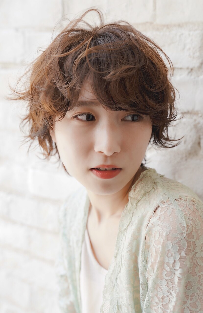 大人可愛い20代30代40代黒髪前下がりショートボブ丸みショート◎