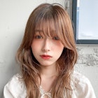 大人かわいいフェザーバングふわミディマロンベージュイメチェン