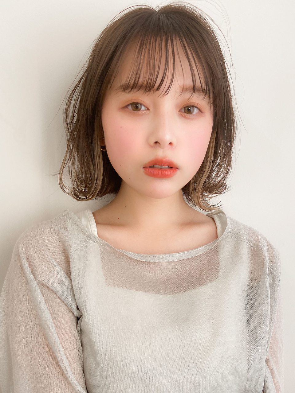 毛先パーマで大人可愛い小顔外ハネAラインボブ