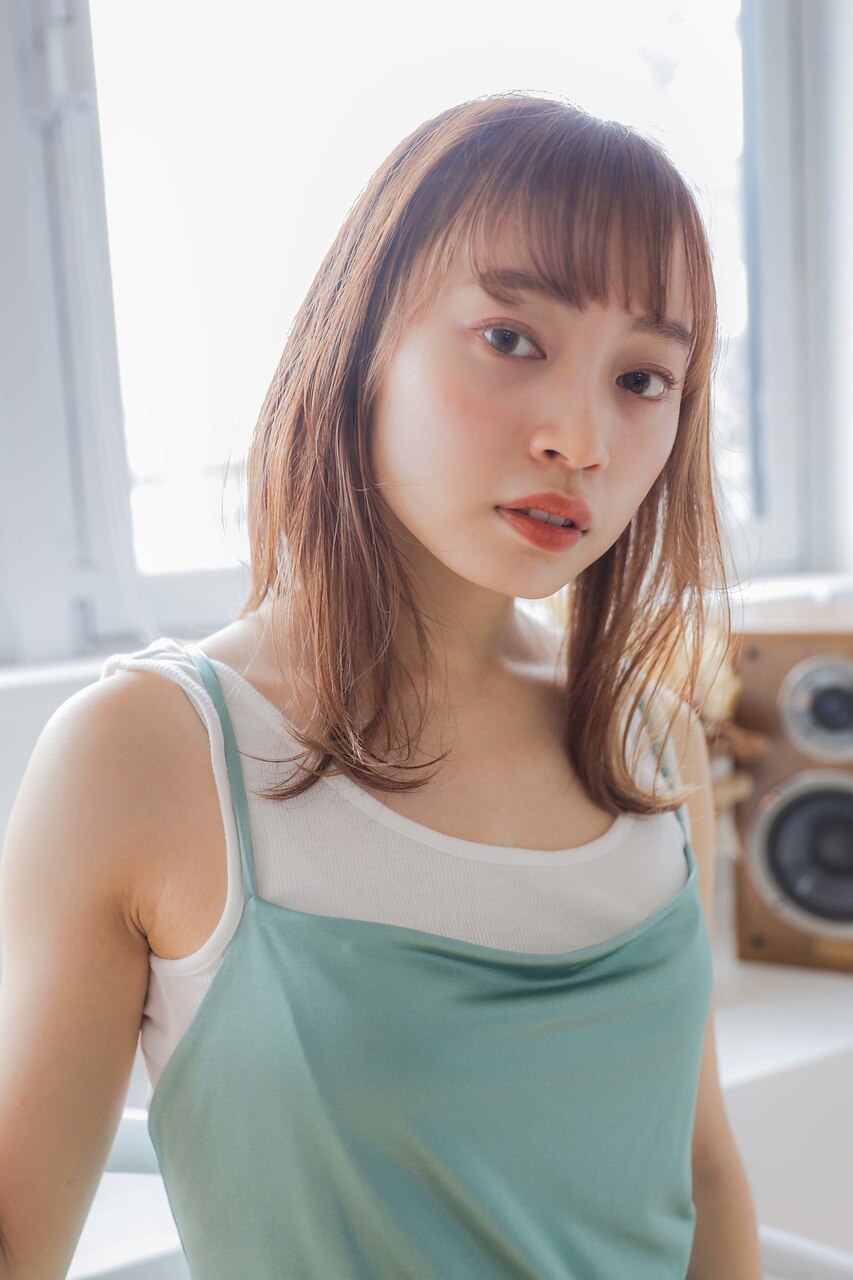 大人かわいい☆外ハネくびれレイヤー