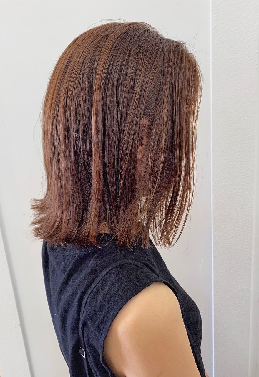 ラフでお洒落◎肩ラインの外はね切りっぱなしボブ