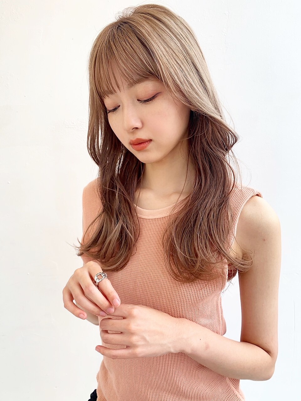 〇韓国ヘア ミルクティーベージュ くびれヘア 顔まわりレイヤー