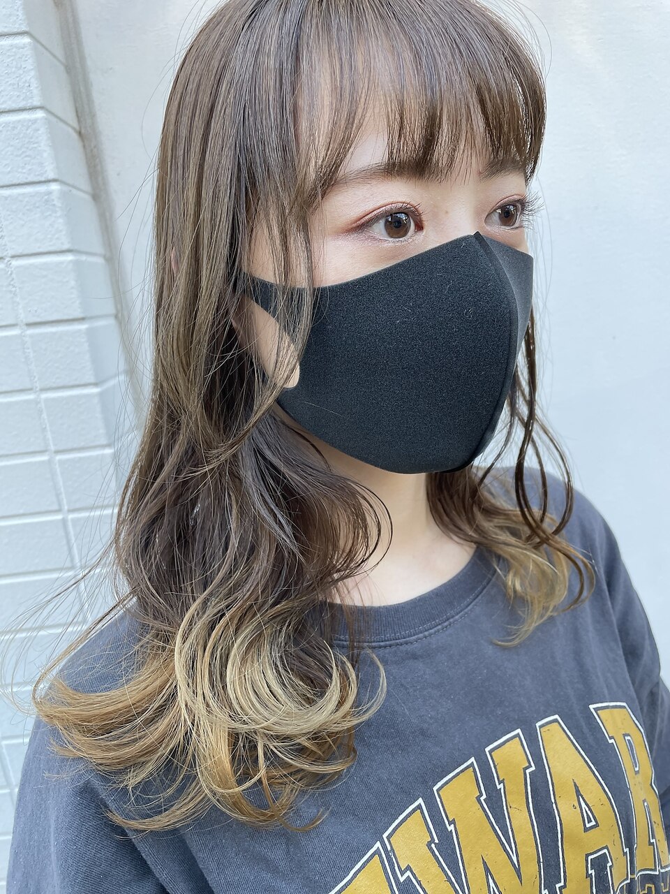 裾カラーシルバーミルクティー