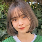 20代30代甘めひし形ボブと計算された顔まわりデザイン