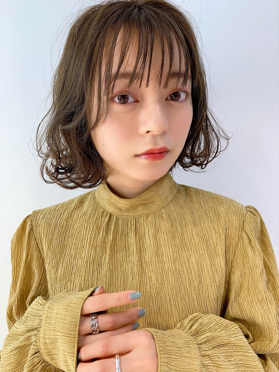 似合わせヘアを選ぶならAラインボブ！ぴったりの髪型が見つかる切り口別カタログ集					 					