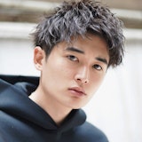 お洒落に仕上げたツーブロックで、みんなと差がつく社会人スタイルを手に入れよう