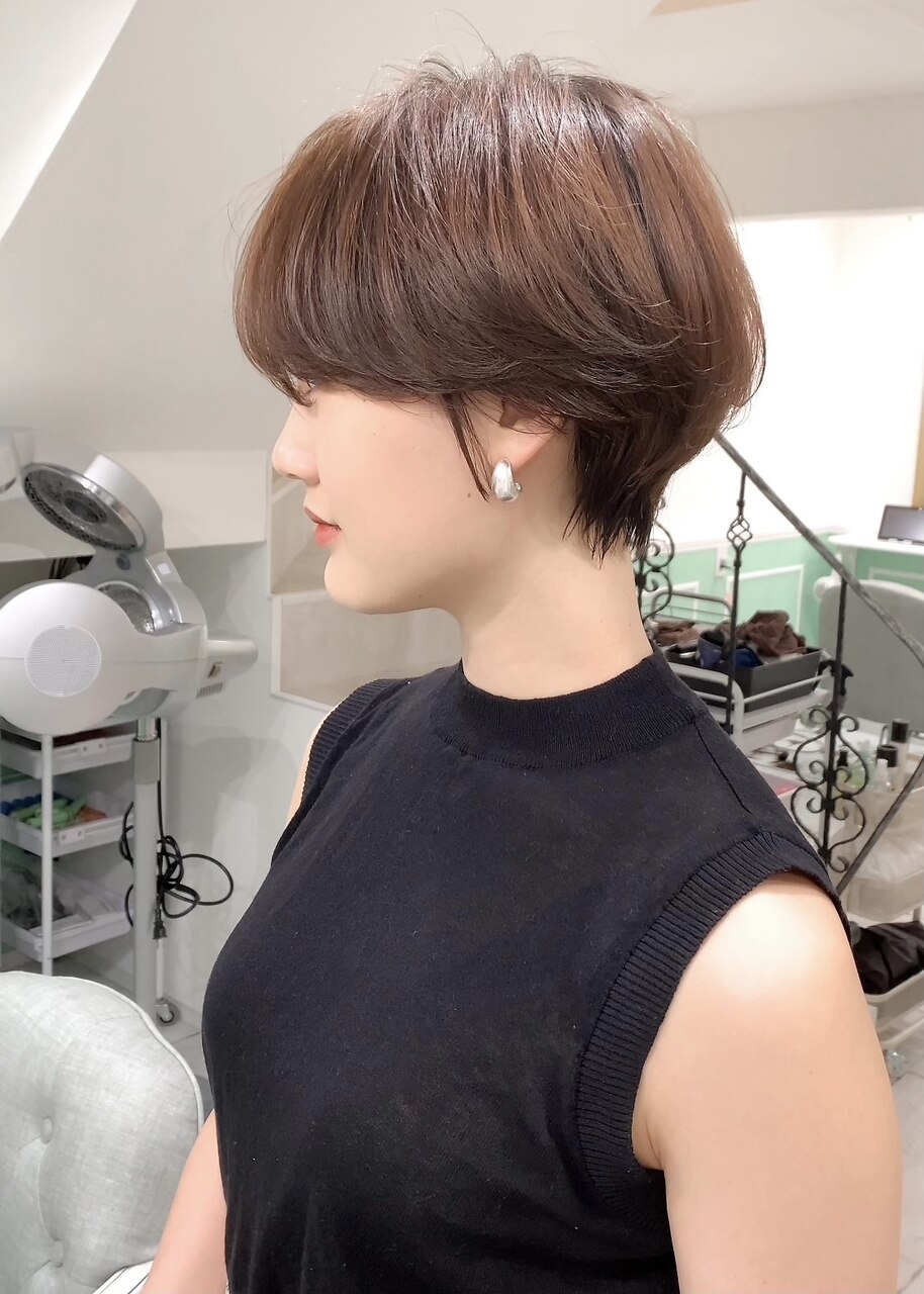 大人かわいいハンサムマッシュショート