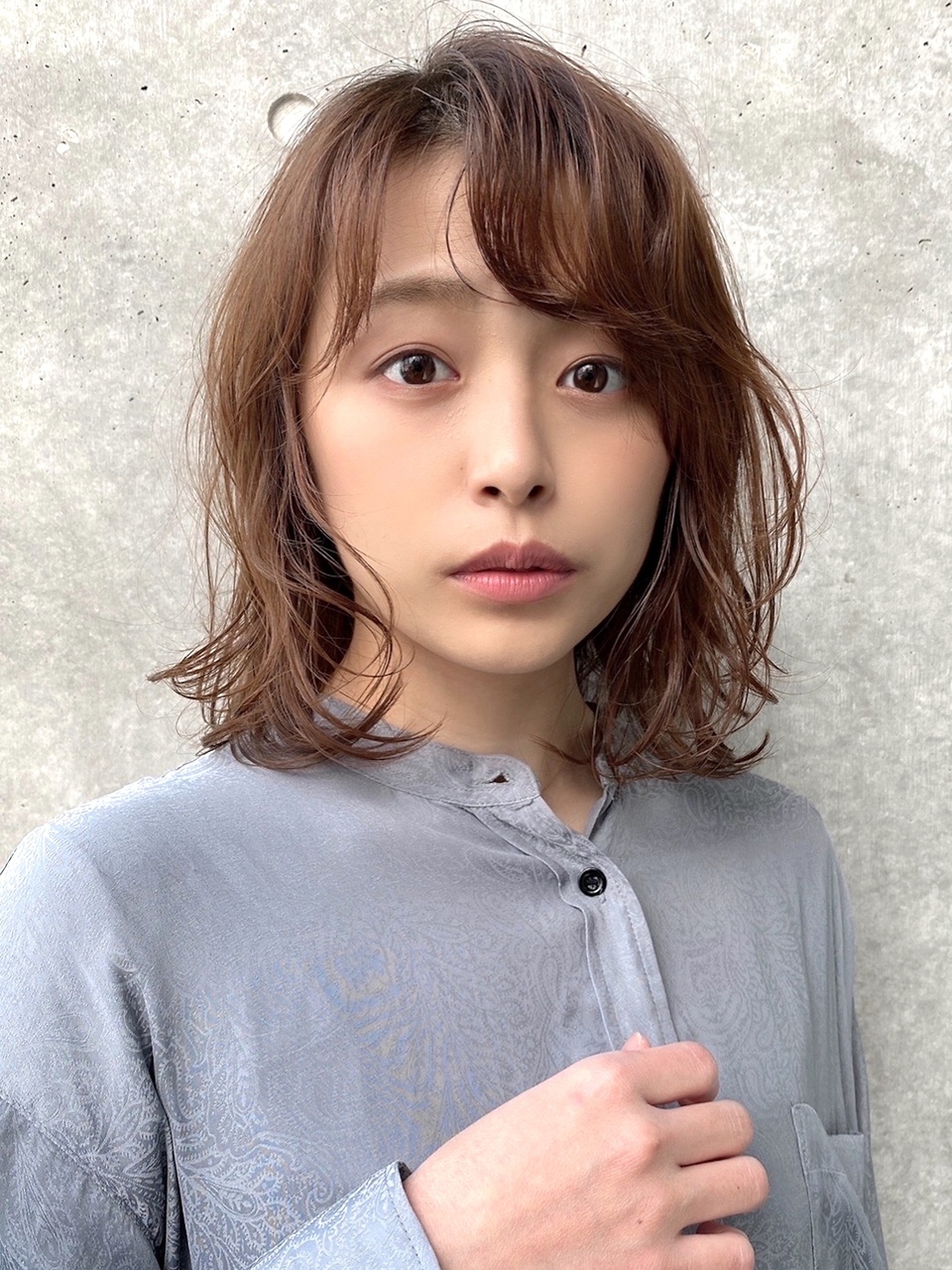 伸ばし途中の方におすすめな肩ボブウェーブヘア