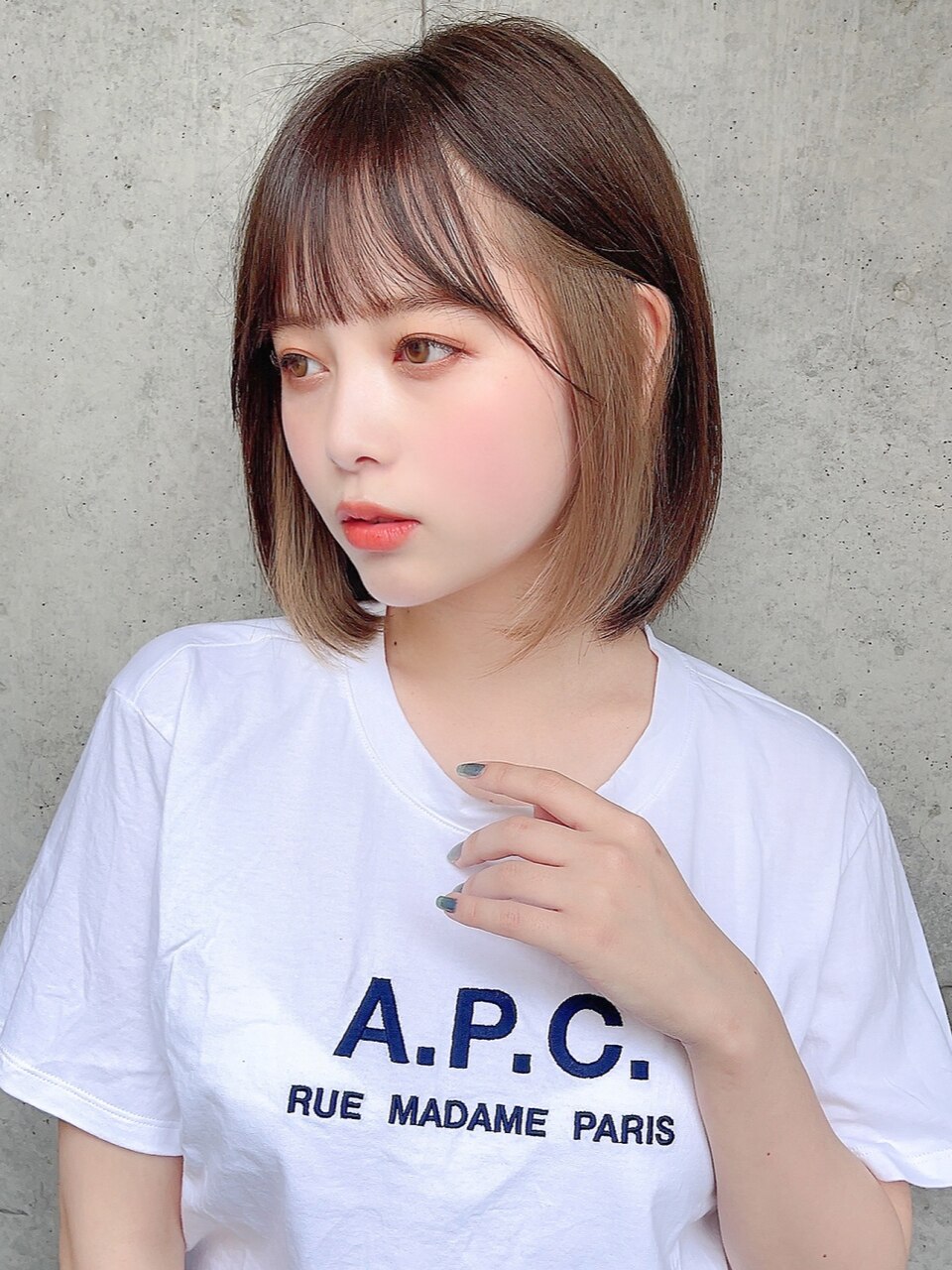 【石塚】インナーカラーベージュナチュラルボブ10代20代30代新宿
