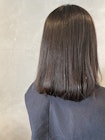 鎖骨ミディ アイスグレージュ ストレートスタイル【TiTi 福田】