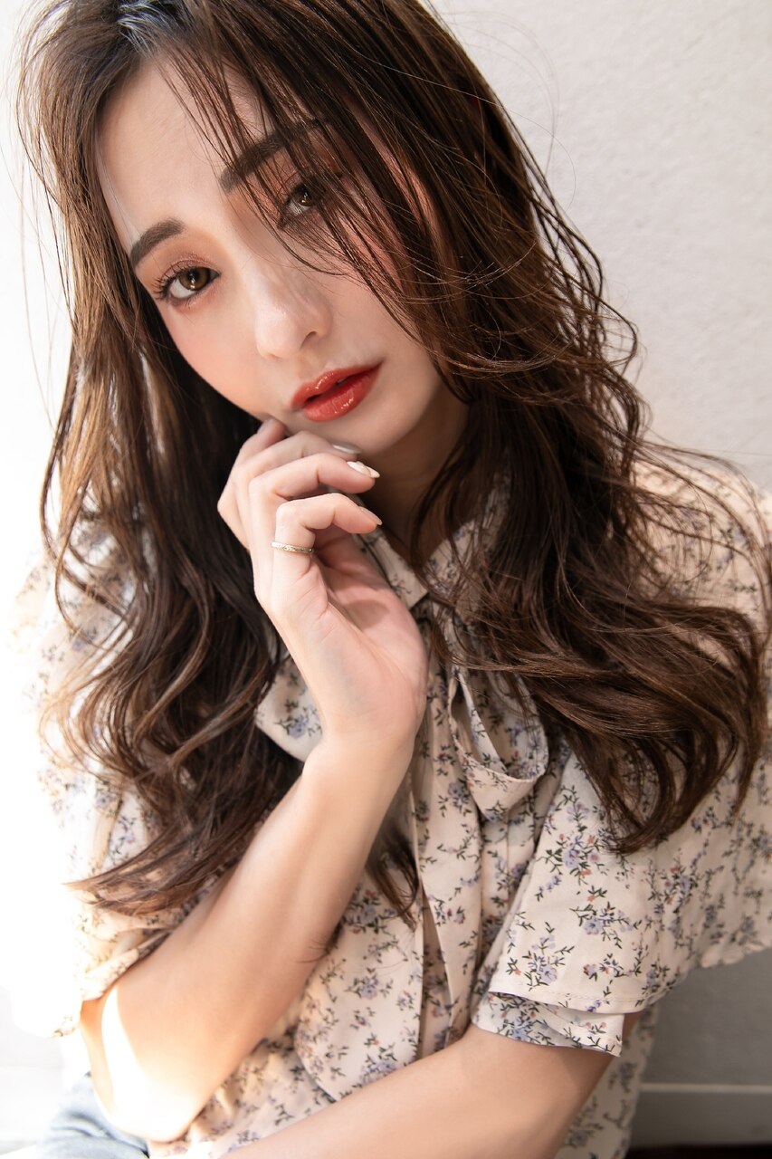 かきあげルーズ波巻きロングスタイル