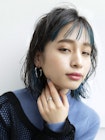 ニュアンスカールで遊び心光る！見せ所たっぷりシアーボブ