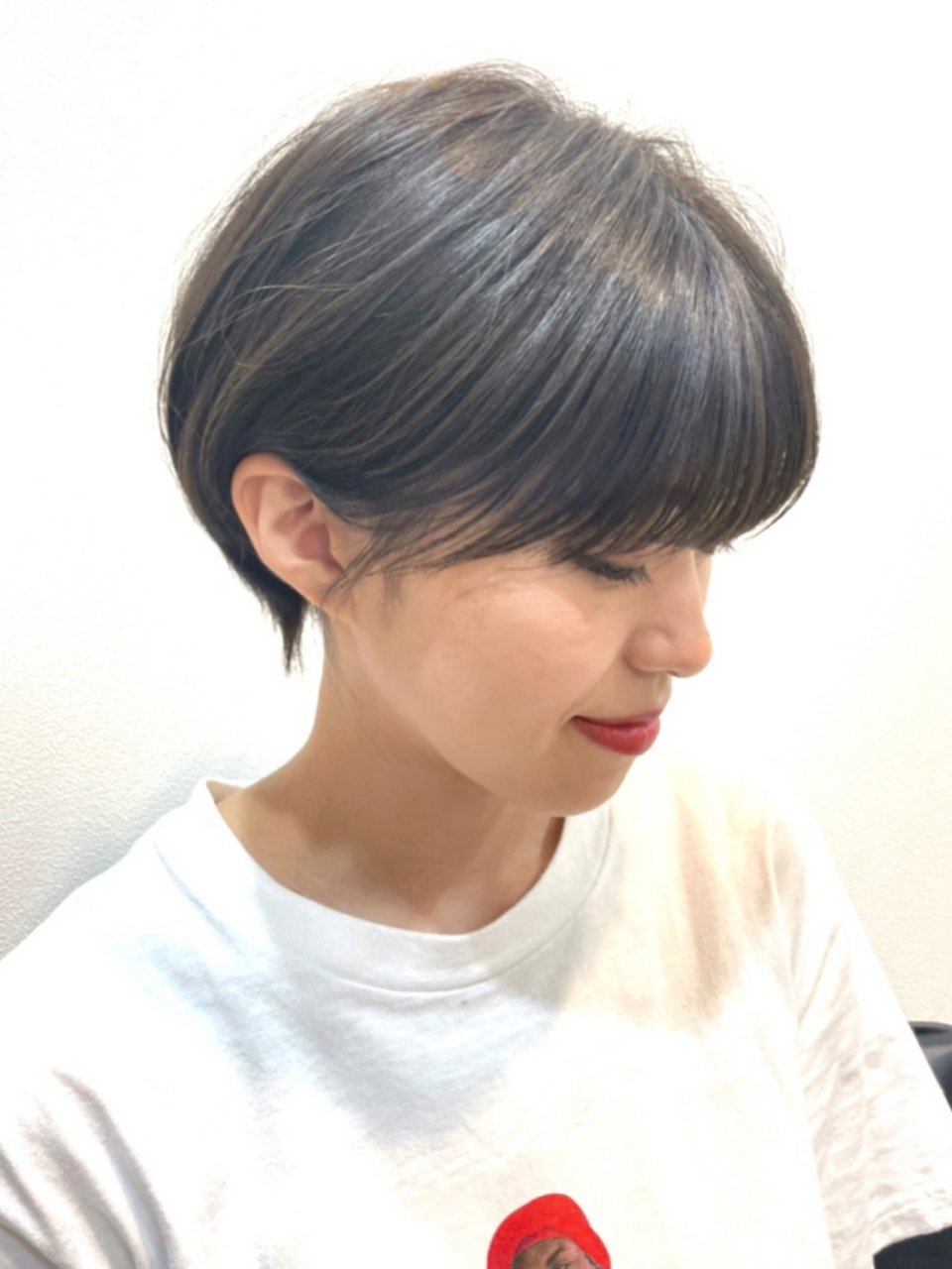 女子高校生ならボブがおしゃれ 黒髪 暗髪で叶えるナチュラル可愛いヘアスタイル集 ホットペッパービューティーマガジン