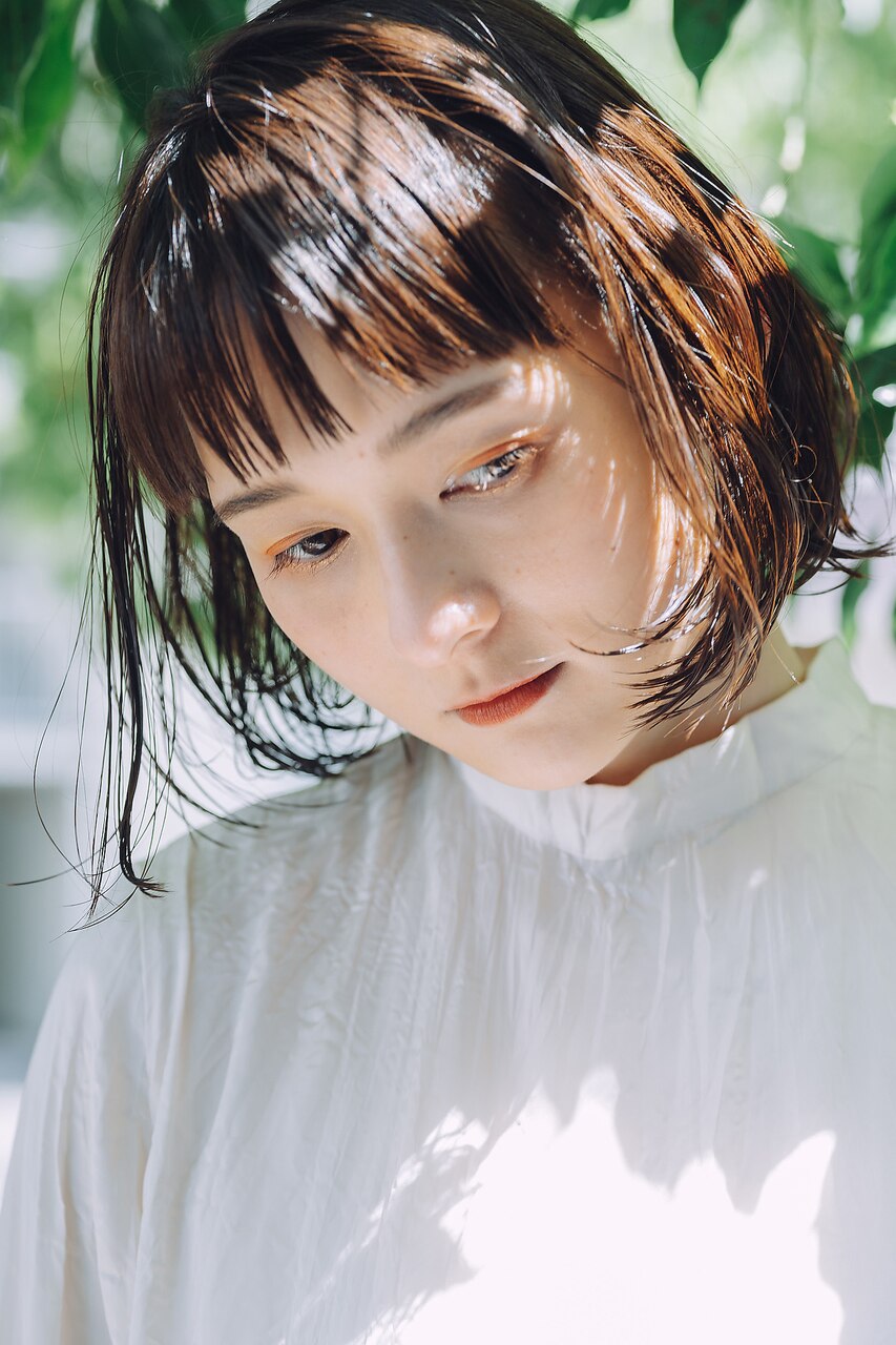 ベーシックなヘアスタイルに少し個性をプラスしておしゃれボブに