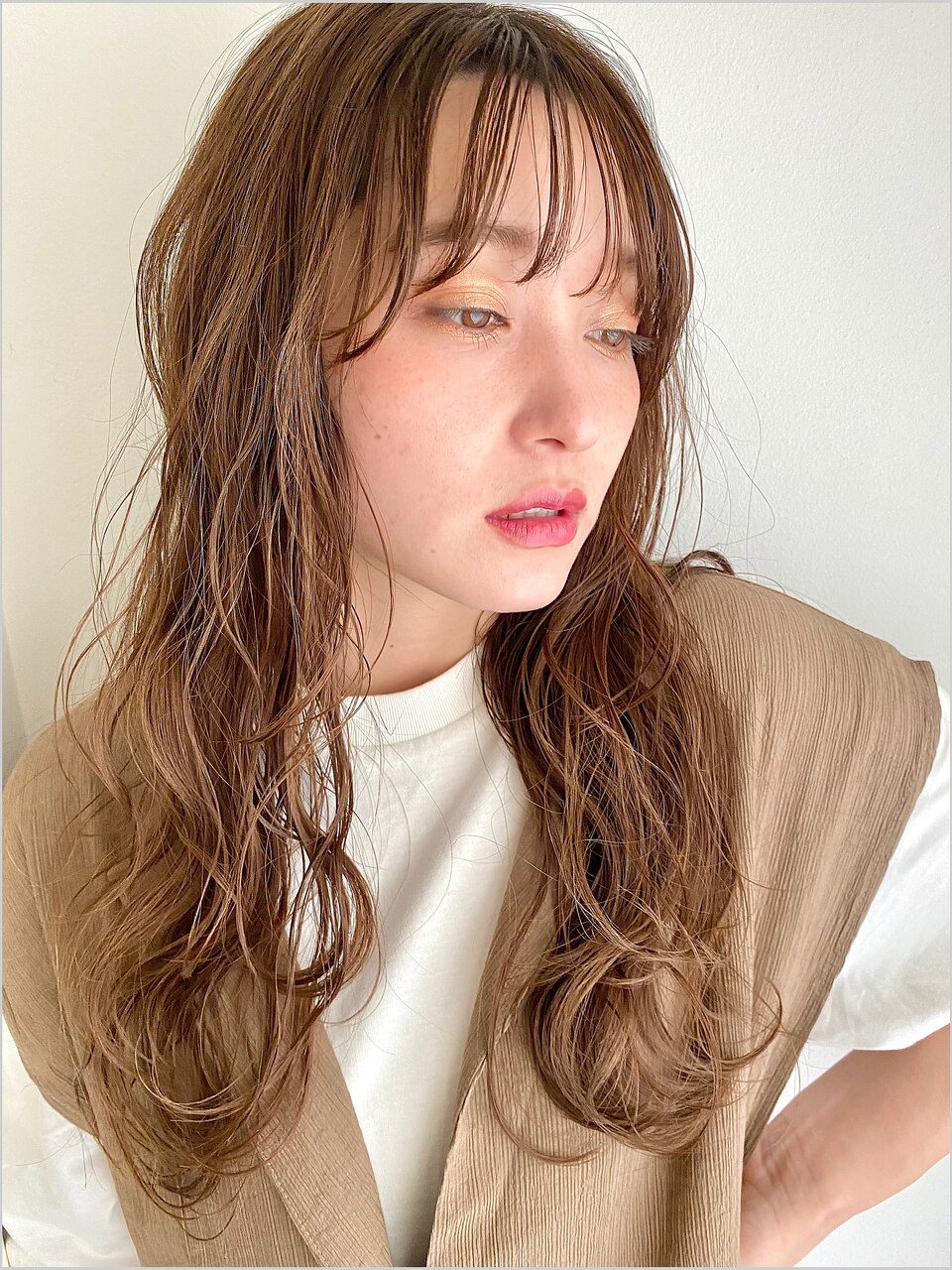 大人可愛いゆるふわパーマロングスタイル