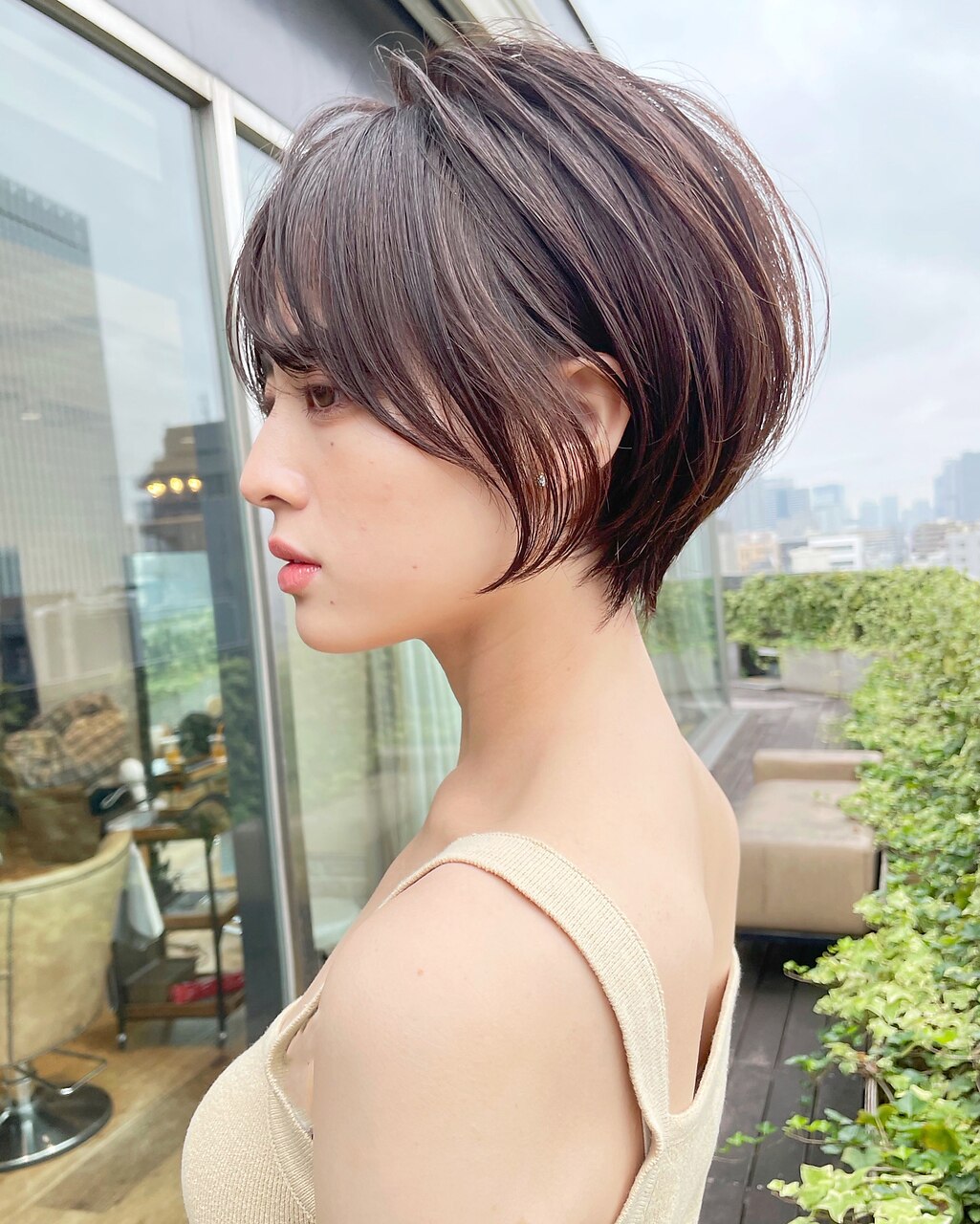 くびれショートで小顔見せ 顔型別ヘアスタイルもご紹介 ホットペッパービューティーマガジン