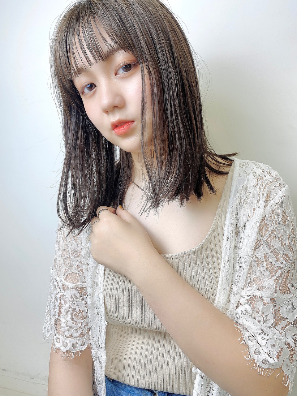 21年秋冬 黒髪ニュアンスカラーで透明感とツヤ感をプラス 今季トレンドのおすすめカラー特集 ホットペッパービューティーマガジン 21年秋冬 黒髪ニュアンスカラーで透明感とツヤ感をプラス 今季トレンドのおすすめカラー特集 ホットペッパービューティーマガジン