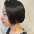 30代40代にもおすすめ大人前下がり小顔ショートボブ