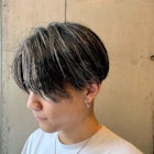 ホワイトメッシュ センターパート 前下がり 刈り上げ 吉祥寺