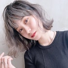 シルバーグレージュ_マッシュショートフェザーバング_8684