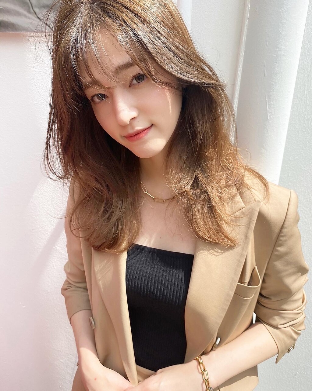 飾りすぎない大人ヘア　クアンクくびれレイヤー